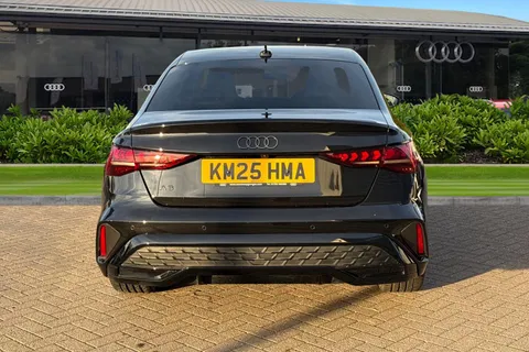 KM25HMA Audi A3 Black Edition 35 TFSI 150 PS S tronic Thumbnail #5