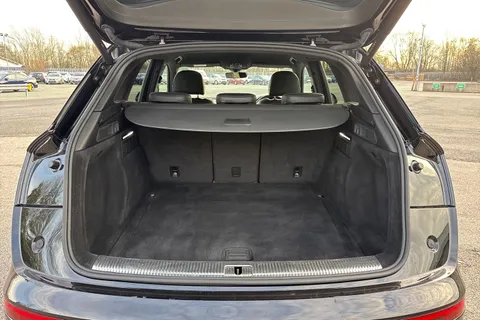 PK71MZF Audi Q5 Edition 1 40 TDI quattro 204 PS S tronic Thumbnail #8