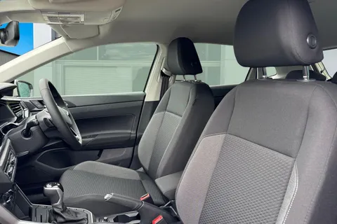 CX25ZFO Volkswagen Polo 1.0 TSI Match DSG ⭐Front & Rear parking sensors, Heated front seats⭐ Thumbnail #16