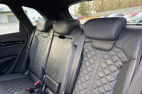 PK71MZF Audi Q5 Edition 1 40 TDI quattro 204 PS S tronic Thumbnail #20