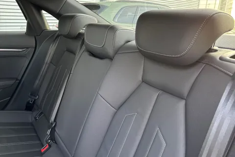 KM25HMA Audi A3 Black Edition 35 TFSI 150 PS S tronic Thumbnail #20