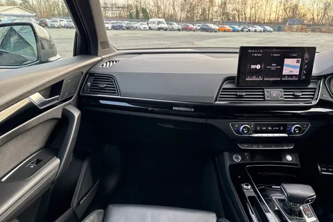 PK71MZF Audi Q5 Edition 1 40 TDI quattro 204 PS S tronic Thumbnail #21