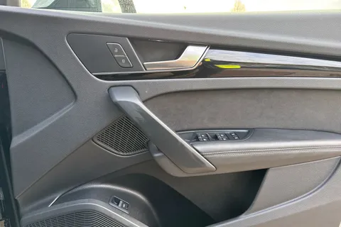 PK71MZF Audi Q5 Edition 1 40 TDI quattro 204 PS S tronic Thumbnail #22