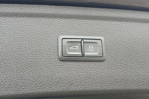 PK71MZF Audi Q5 Edition 1 40 TDI quattro 204 PS S tronic Thumbnail #26