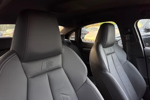 KM25HMA Audi A3 Black Edition 35 TFSI 150 PS S tronic Thumbnail #25