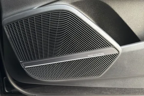 PK71MZF Audi Q5 Edition 1 40 TDI quattro 204 PS S tronic Thumbnail #28