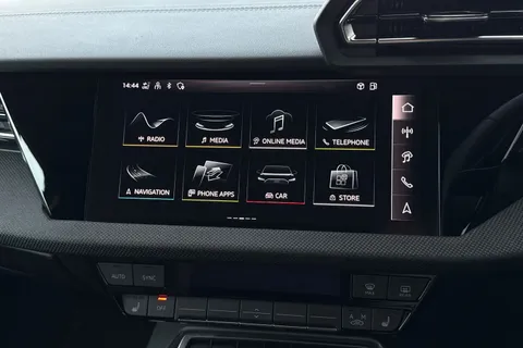 KM25HMA Audi A3 Black Edition 35 TFSI 150 PS S tronic Thumbnail #28