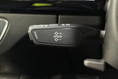 PK71MZF Audi Q5 Edition 1 40 TDI quattro 204 PS S tronic Thumbnail #32