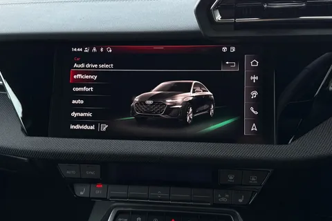 KM25HMA Audi A3 Black Edition 35 TFSI 150 PS S tronic Thumbnail #34