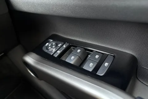 DG25RDO BYD ATTO 3 60.48kWh Comfort Auto 5dr Thumbnail #41