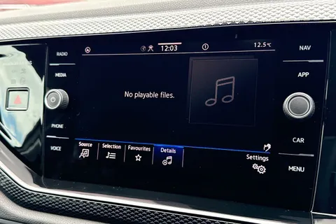 CX25ZFO Volkswagen Polo 1.0 TSI Match DSG ⭐Front & Rear parking sensors, Heated front seats⭐ Thumbnail #45