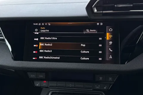 KM25HMA Audi A3 Black Edition 35 TFSI 150 PS S tronic Thumbnail #41