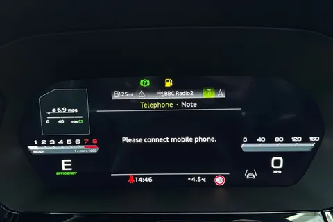 KM25HMA Audi A3 Black Edition 35 TFSI 150 PS S tronic Thumbnail #49