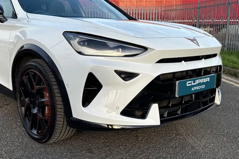 KP25ECY CUPRA Formentor 2.0 TSI VZ3 DSG 4Drive Euro 6 (s/s) 5dr Thumbnail #10