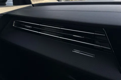 KM25HMA Audi A3 Black Edition 35 TFSI 150 PS S tronic Thumbnail #61