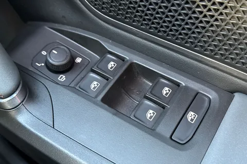 KP25ECY CUPRA Formentor 2.0 TSI VZ3 DSG 4Drive Euro 6 (s/s) 5dr Thumbnail #39