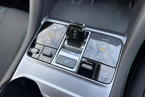 DG75WSW BYD Seal U 1.5 DM-i 26.6kWh Comfort CVT Auto Euro 6 (s/s) 5dr Thumbnail #20