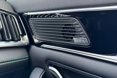 DG75WSW BYD Seal U 1.5 DM-i 26.6kWh Comfort CVT Auto Euro 6 (s/s) 5dr Thumbnail #47