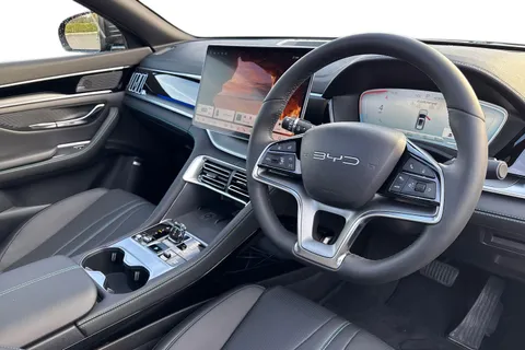 DG75WNO BYD Seal U 1.5 DM-i 26.6kWh Comfort CVT Auto Euro 6 (s/s) 5dr Thumbnail #8