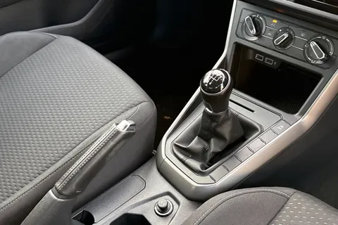 23 of 42 for Volkswagen Polo 1.0 EVO 80 SE 5dr | Bluetooth mobile phone interface | DAB