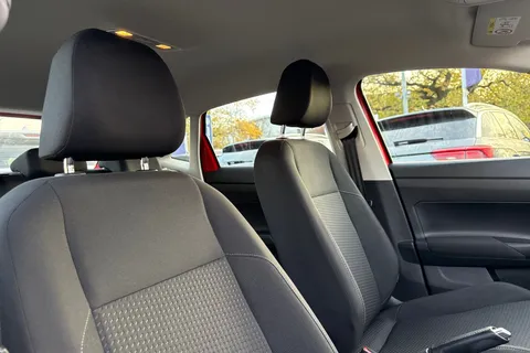 24 of 42 for Volkswagen Polo 1.0 EVO 80 SE 5dr | Bluetooth mobile phone interface | DAB