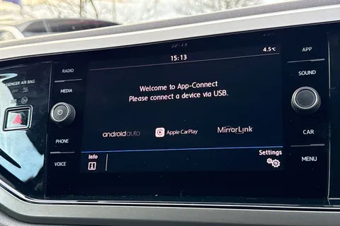 29 of 42 for Volkswagen Polo 1.0 EVO 80 SE 5dr | Bluetooth mobile phone interface | DAB