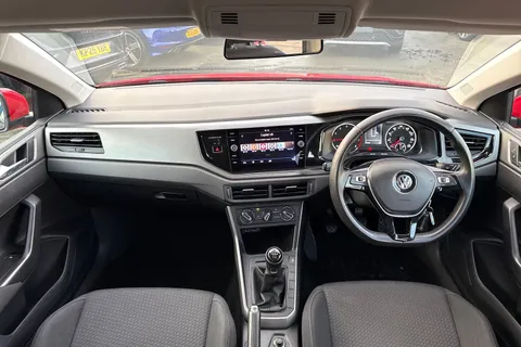 33 of 42 for Volkswagen Polo 1.0 EVO 80 SE 5dr | Bluetooth mobile phone interface | DAB