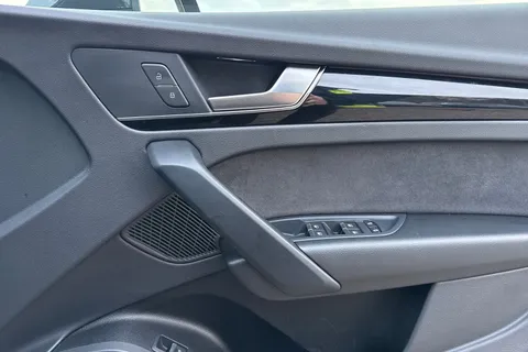 KS74XML Audi Q5 Black Edition 45 TFSI quattro 265 PS S tronic Thumbnail #22