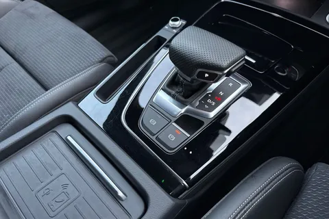 KS74XML Audi Q5 Black Edition 45 TFSI quattro 265 PS S tronic Thumbnail #24