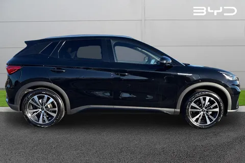 DG75WMZ BYD ATTO 3 60.48kWh Design Auto 5dr Thumbnail #4