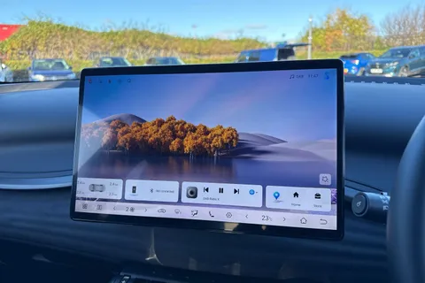 DG75WMZ BYD ATTO 3 60.48kWh Design Auto 5dr Thumbnail #12