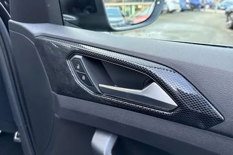 DC24LYR Volkswagen T-Cross 1.0 TSI 115 R-Line 5dr DSG | Heated Seats Thumbnail #19