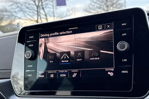 DC24LYR Volkswagen T-Cross 1.0 TSI 115 R-Line 5dr DSG | Heated Seats Thumbnail #33