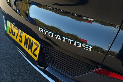 DG75WMZ BYD ATTO 3 60.48kWh Design Auto 5dr Thumbnail #32