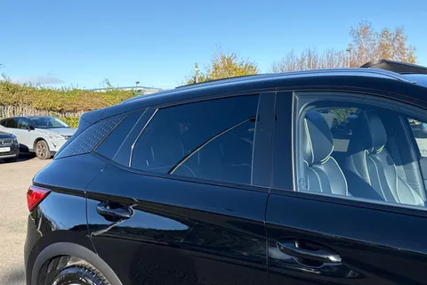 DG75WMZ BYD ATTO 3 60.48kWh Design Auto 5dr Thumbnail #34