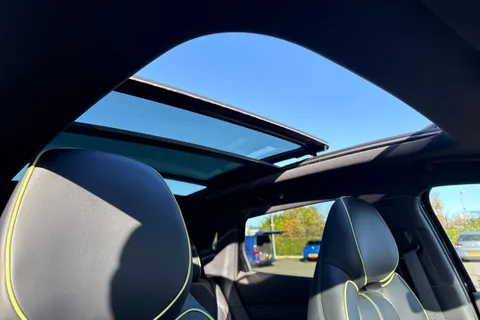 DG75WMZ BYD ATTO 3 60.48kWh Design Auto 5dr Thumbnail #38