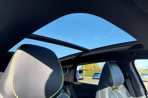 DG75WMZ BYD ATTO 3 60.48kWh Design Auto 5dr Thumbnail #39