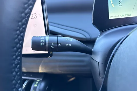 DG75WMZ BYD ATTO 3 60.48kWh Design Auto 5dr Thumbnail #44