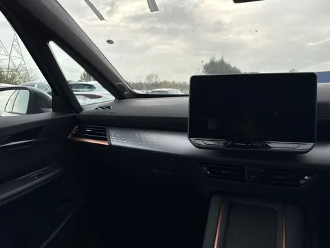 CUPRA Born e-Boost 77kWh V3 Auto 5dr (4 Seat) Thumbnail #15