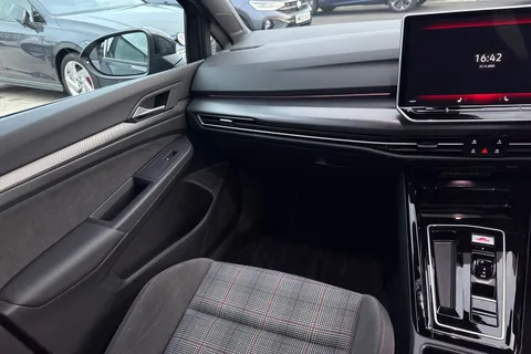 KN75USO Volkswagen Golf 2.0 TSI 265 GTI 5dr DSG Thumbnail #21