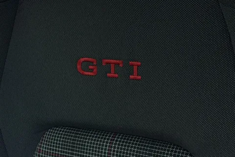 KN75USO Volkswagen Golf 2.0 TSI 265 GTI 5dr DSG Thumbnail #34