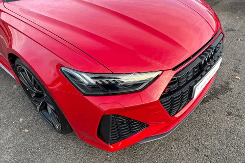 17 of 58 for Audi RS 6 Avant RS 6 Avant Carbon Black 600 PS tiptronic