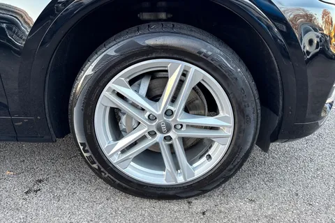 DE70UCG Audi Q5 S line 40 TDI quattro 190 PS S tronic Thumbnail #10