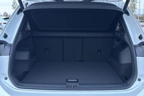 Volkswagen Tiguan 2.0 TSI R-Line DSG 4Motion Euro 6 (s/s) 5dr Thumbnail #7