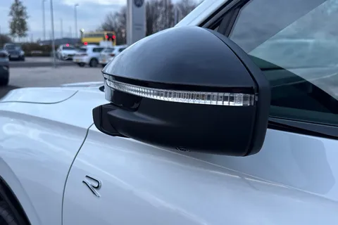 Volkswagen Tiguan 2.0 TSI R-Line DSG 4Motion Euro 6 (s/s) 5dr Thumbnail #29