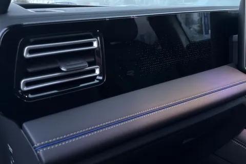 Volkswagen Tiguan 2.0 TSI R-Line DSG 4Motion Euro 6 (s/s) 5dr Thumbnail #36