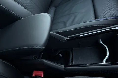 Volkswagen Tiguan 2.0 TSI R-Line DSG 4Motion Euro 6 (s/s) 5dr Thumbnail #43