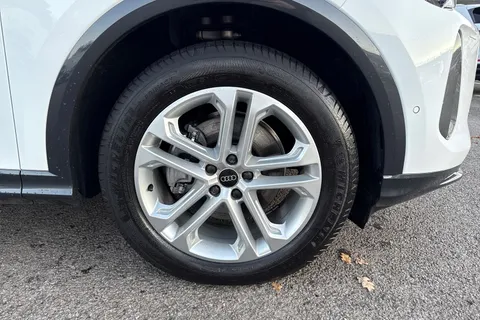 DH25AKG Audi Q5 SUV Sport TFSI quattro 204 PS S tronic Thumbnail #11