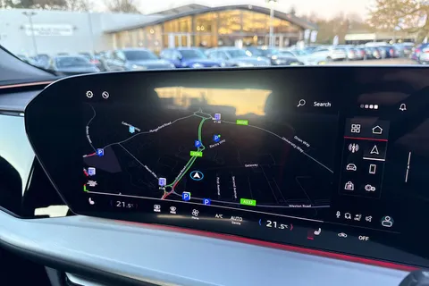 DH25AKG Audi Q5 SUV Sport TFSI quattro 204 PS S tronic Thumbnail #18