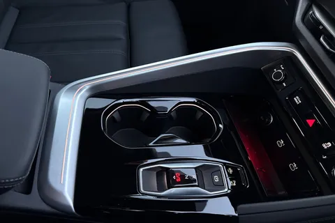 DH25AKG Audi Q5 SUV Sport TFSI quattro 204 PS S tronic Thumbnail #51